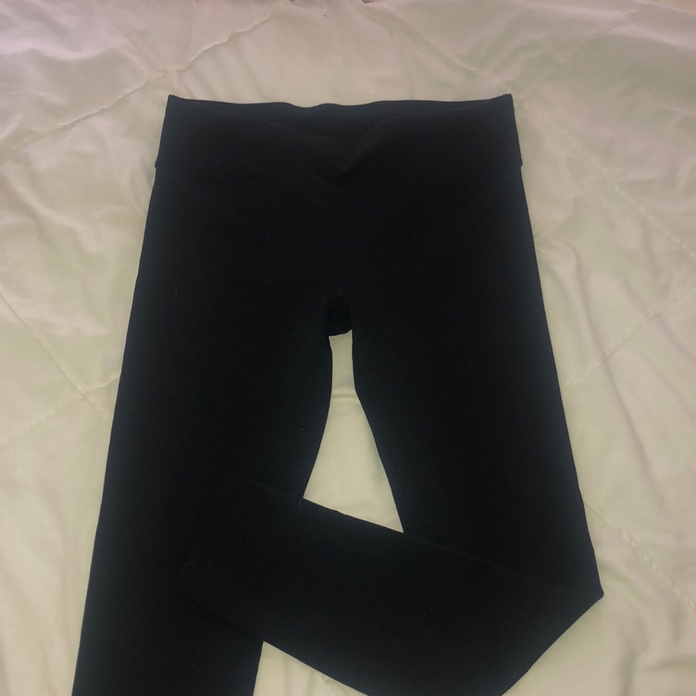 Plain pair of Fabletics Leggings